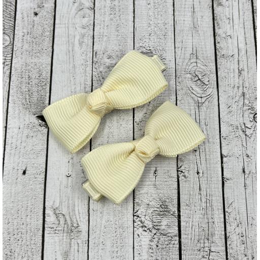 Baby Ivory Itsy Bitsy Baby Bow Hair Clips